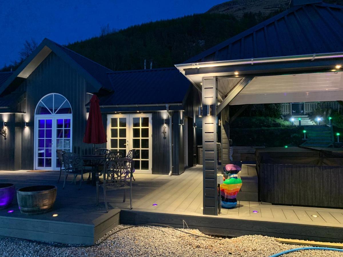 Little Fox Lodge Luxury Hideaway With Hot Tub Glencoe Near Fortwilliam (Adults Only) Esterno foto